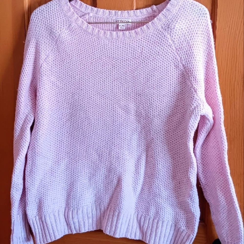 Women’s Pink Sweater